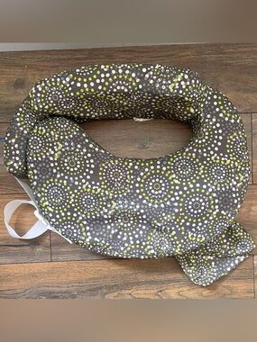 My Breast Friend Nursing Pillow
